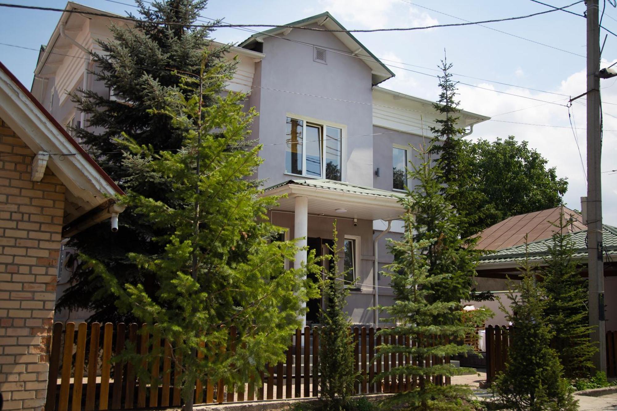 People Guest House บิชเคก ภายนอก รูปภาพ