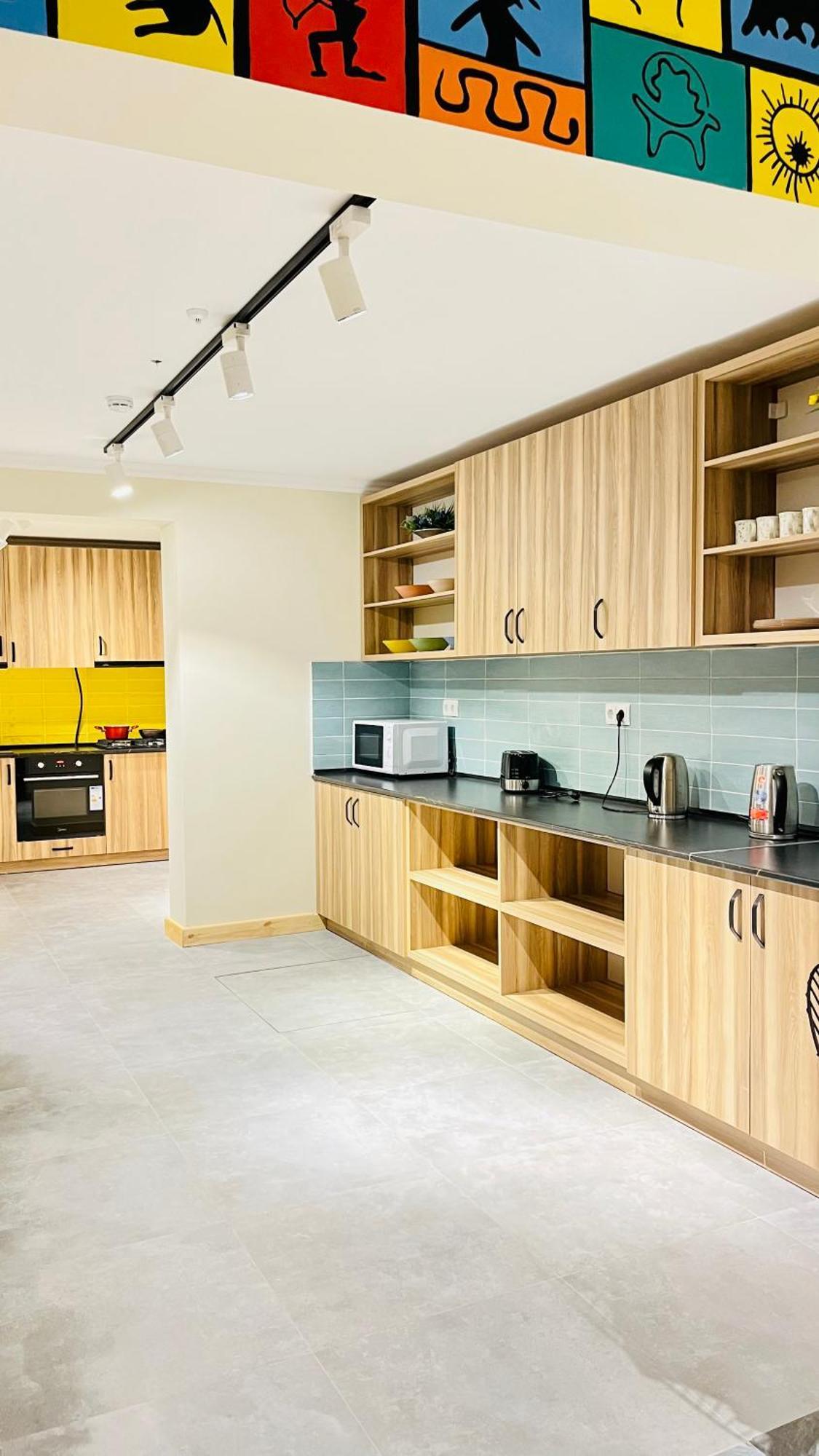 People Guest House บิชเคก ภายนอก รูปภาพ