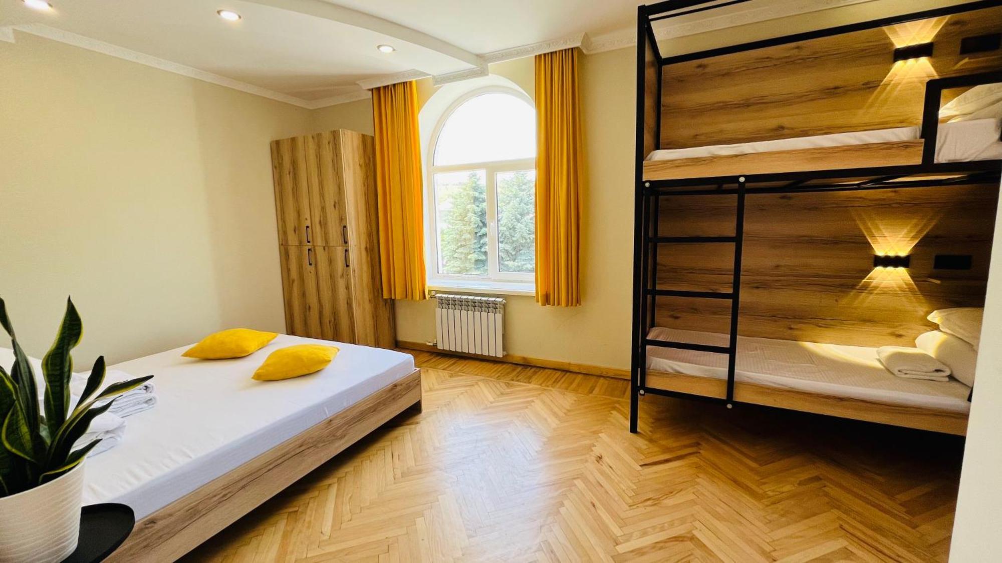 People Guest House บิชเคก ภายนอก รูปภาพ
